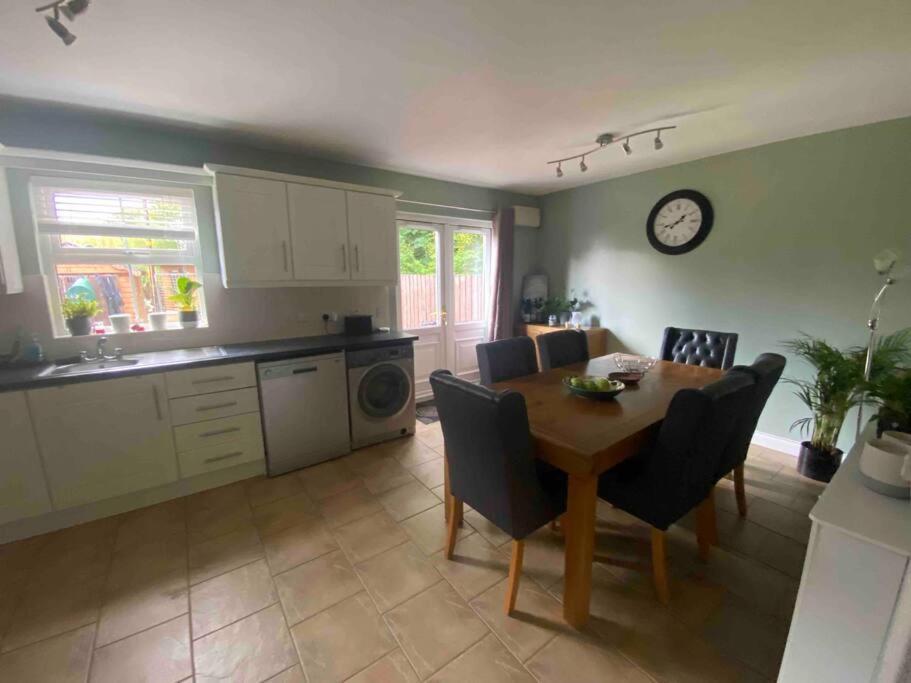 Loughview Gardens - Family Friendly Villa Omagh Dış mekan fotoğraf
